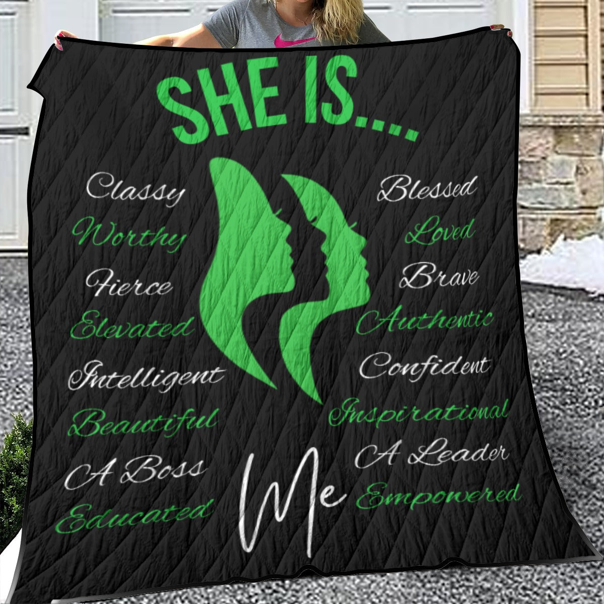 She Is...Lightweight & Breathable Quilt With Edge-wrapping Strips