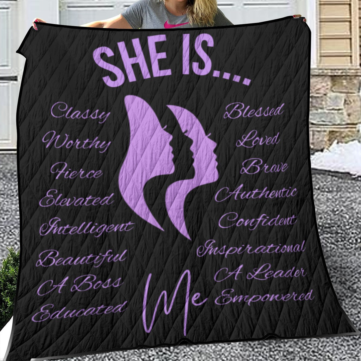 She Is...Lightweight & Breathable Quilt With Edge-wrapping Strips